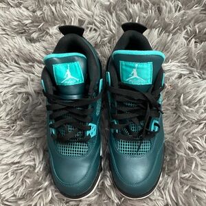 Nike Air Jorden 4 Retro 30th BG size 6Y w original box